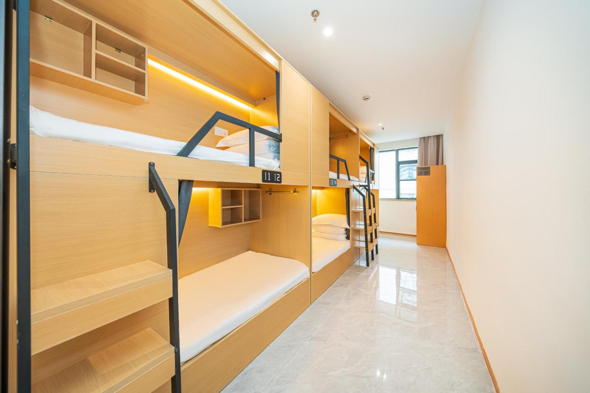 Hostel Dengba Inn-shanghai New World Plaza Branch